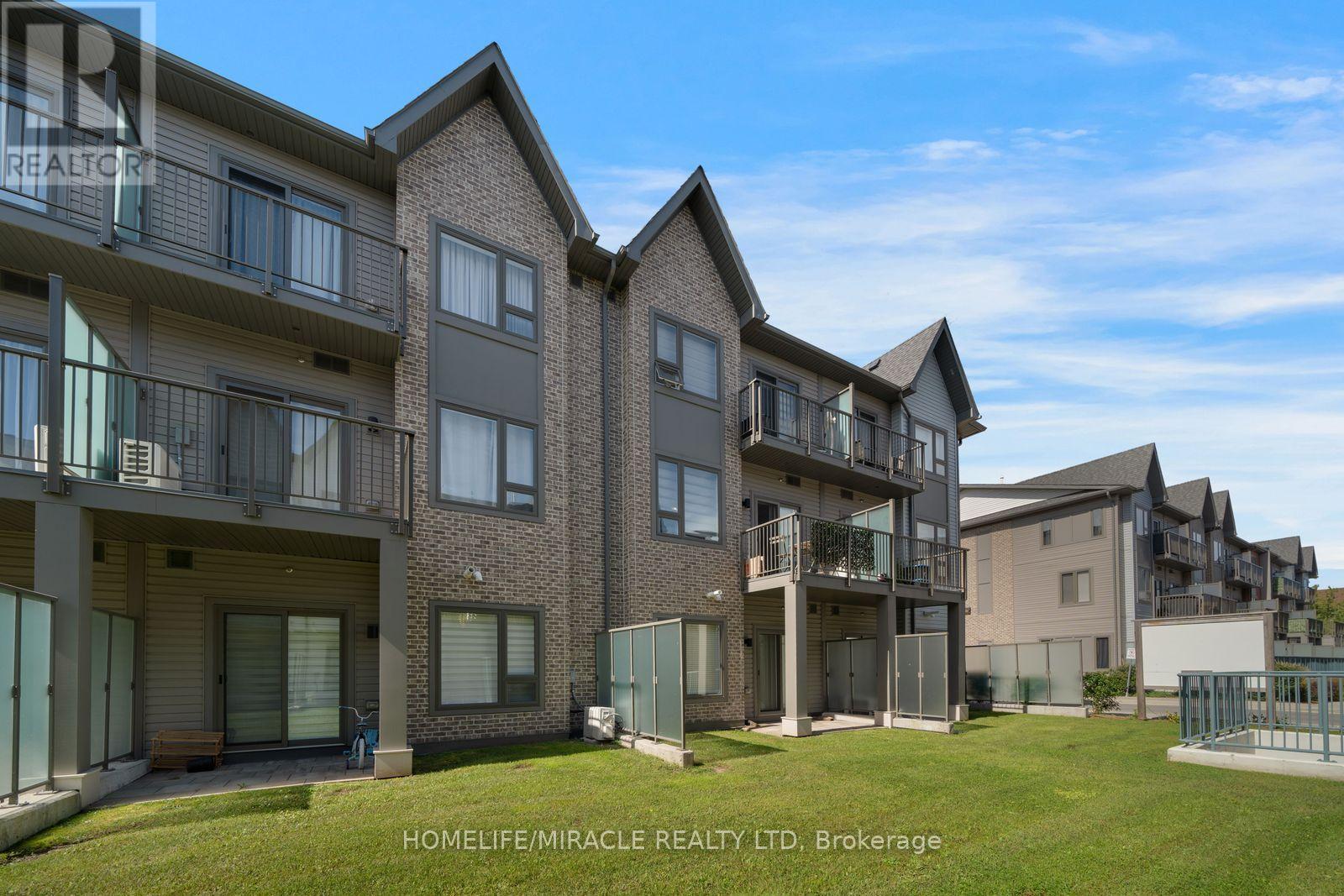 104 - 2635 William Jackson Drive, Pickering, Ontario  L1X 0L2 - Photo 4 - E13829200