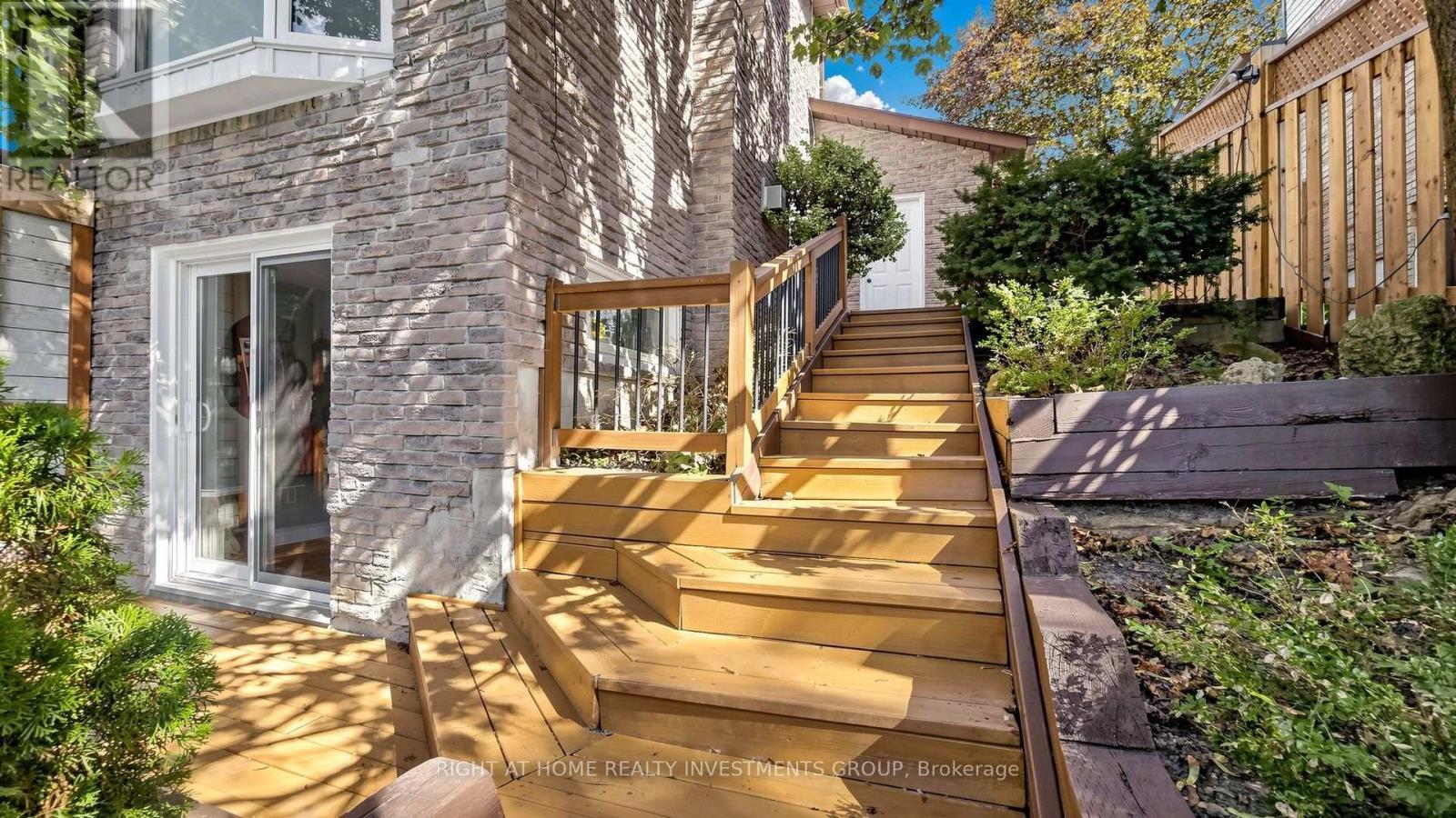 86 Burling Place, Newmarket, Ontario  L3Y 5W4 - Photo 46 - N13829112