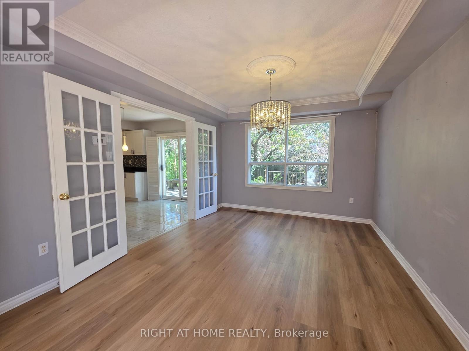 63 Sunridge Street, Richmond Hill, Ontario  L4E 3T7 - Photo 3 - N13829294