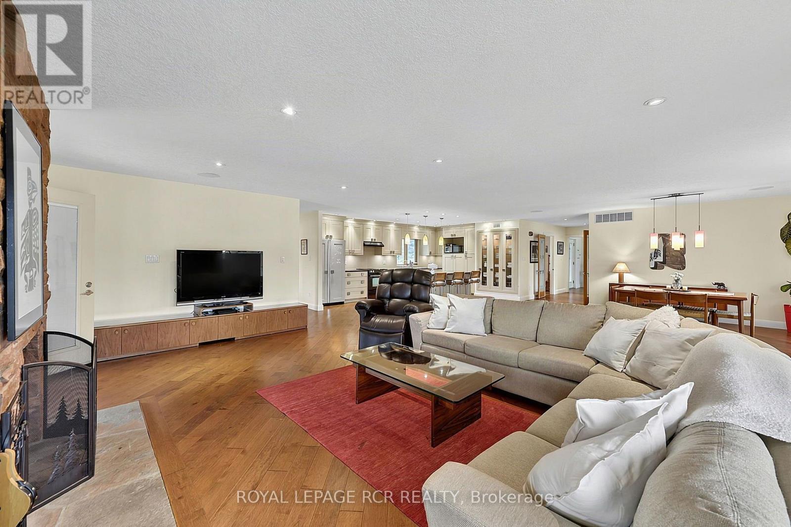 2192 Atkinson Road, Springwater, Ontario  L0L 2K0 - Photo 14 - S13829192