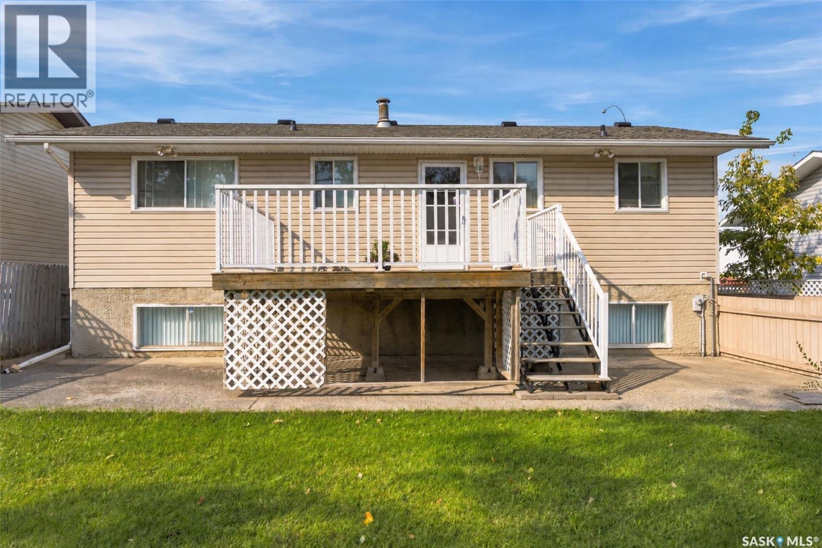 3343 Fairlight Drive, Saskatoon, Saskatchewan  S7M 4N1 - Photo 8 - SK049570