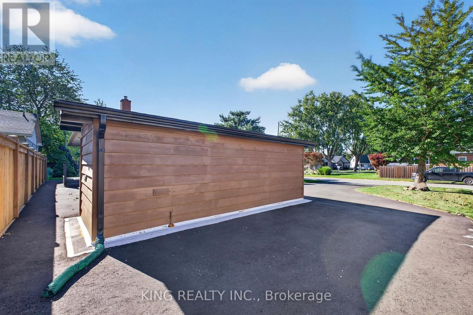 35 Hewko Street, St. Catharines, Ontario  L2N 2E5 - Photo 18 - X13828662