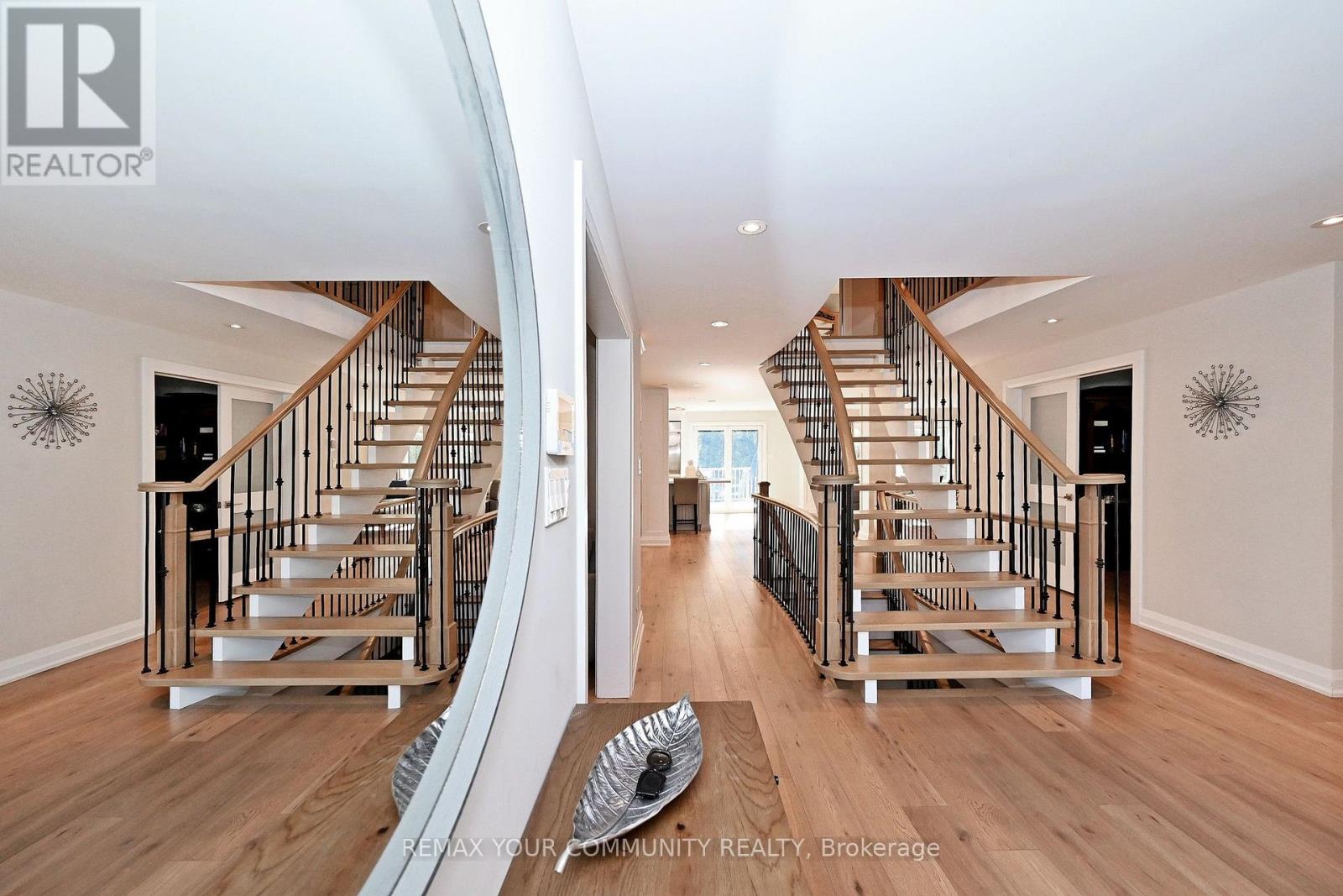 1530 Canada Court, Oakville, Ontario  L6H 5A8 - Photo 6 - W13829048