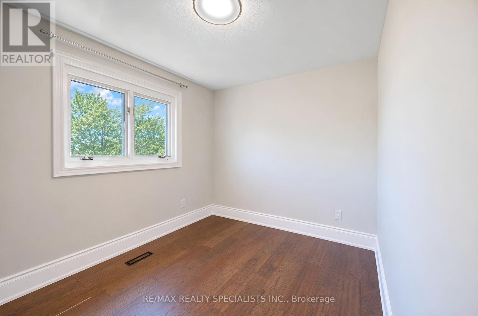 8 Culham Street, Oakville, Ontario  L6H 1G4 - Photo 30 - W13829052
