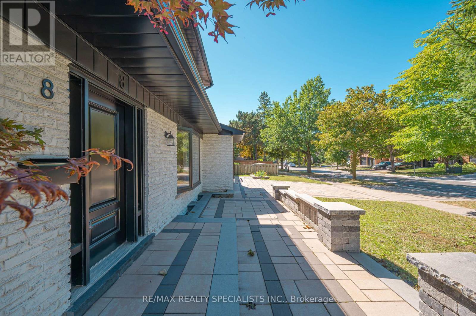 8 Culham Street, Oakville, Ontario  L6H 1G4 - Photo 6 - W13829052