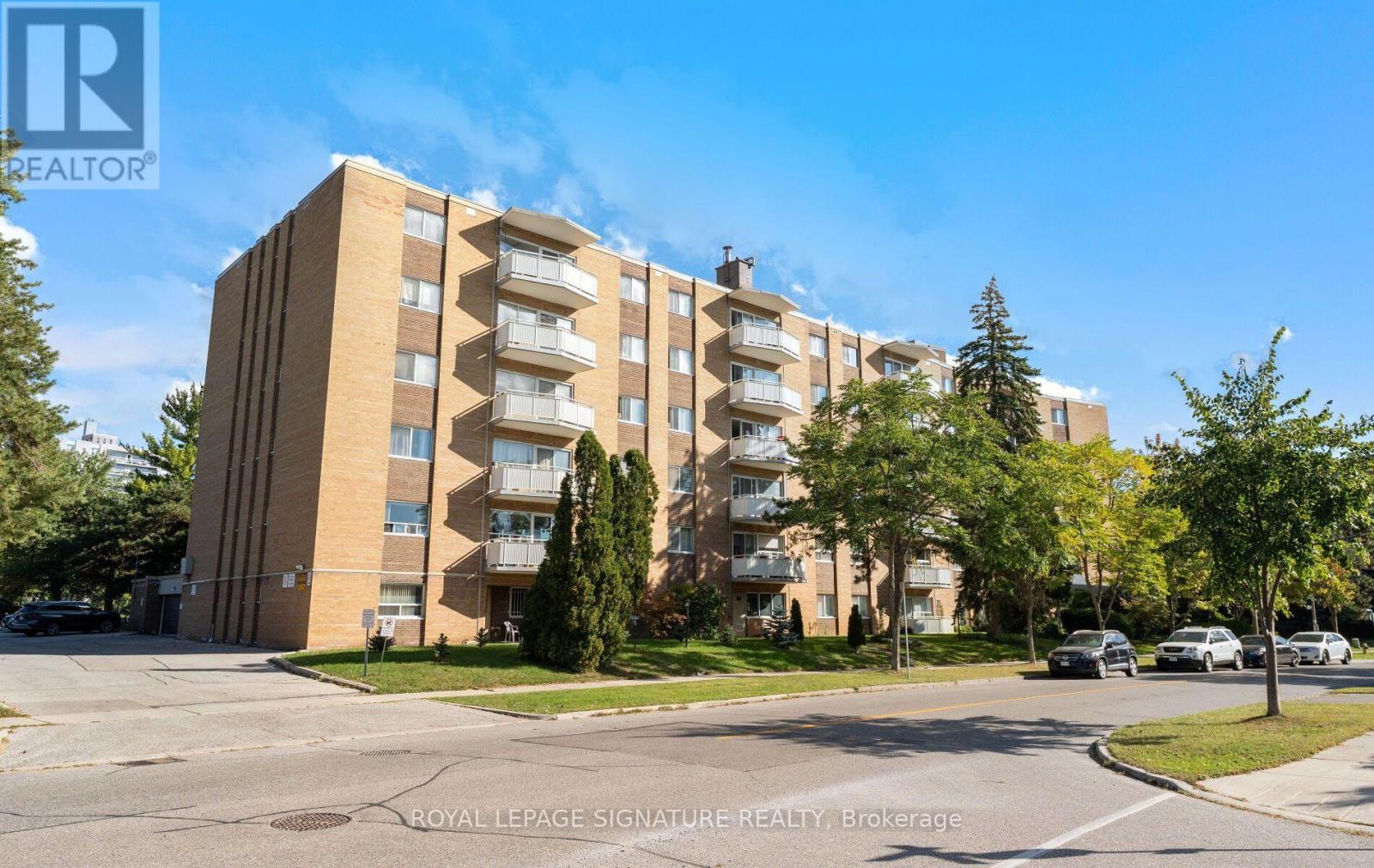 410 - 30 Allanhurst Drive, Toronto, Ontario  M9A 4J8 - Photo 2 - W13829072