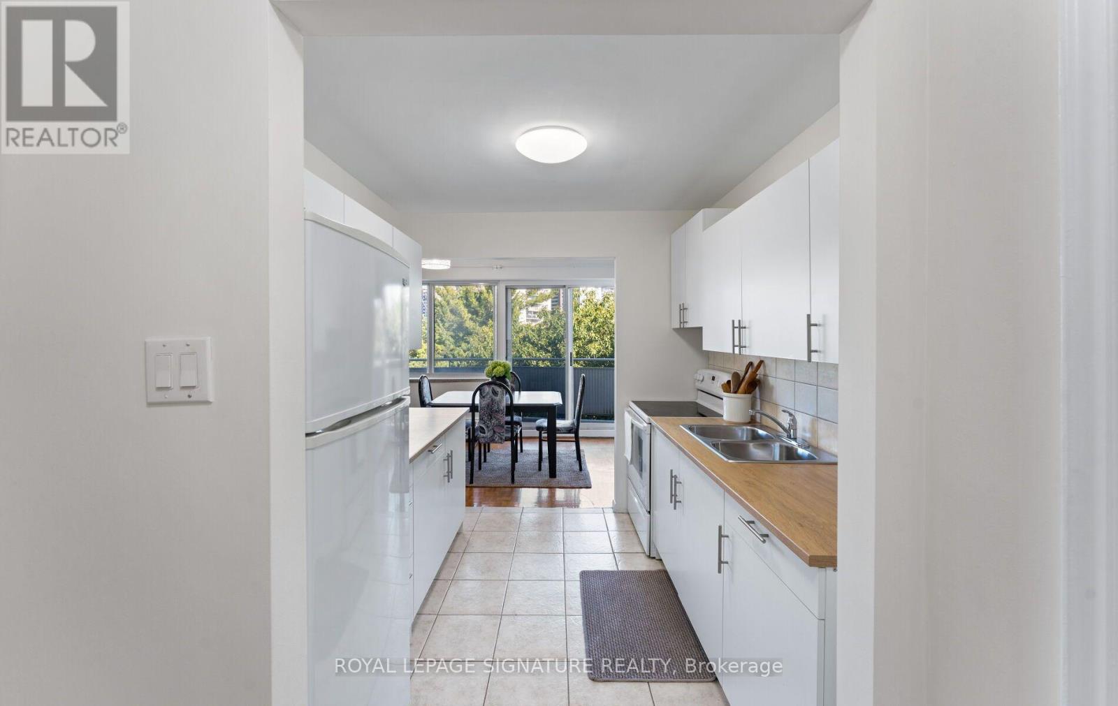 410 - 30 Allanhurst Drive, Toronto, Ontario  M9A 4J8 - Photo 4 - W13829072