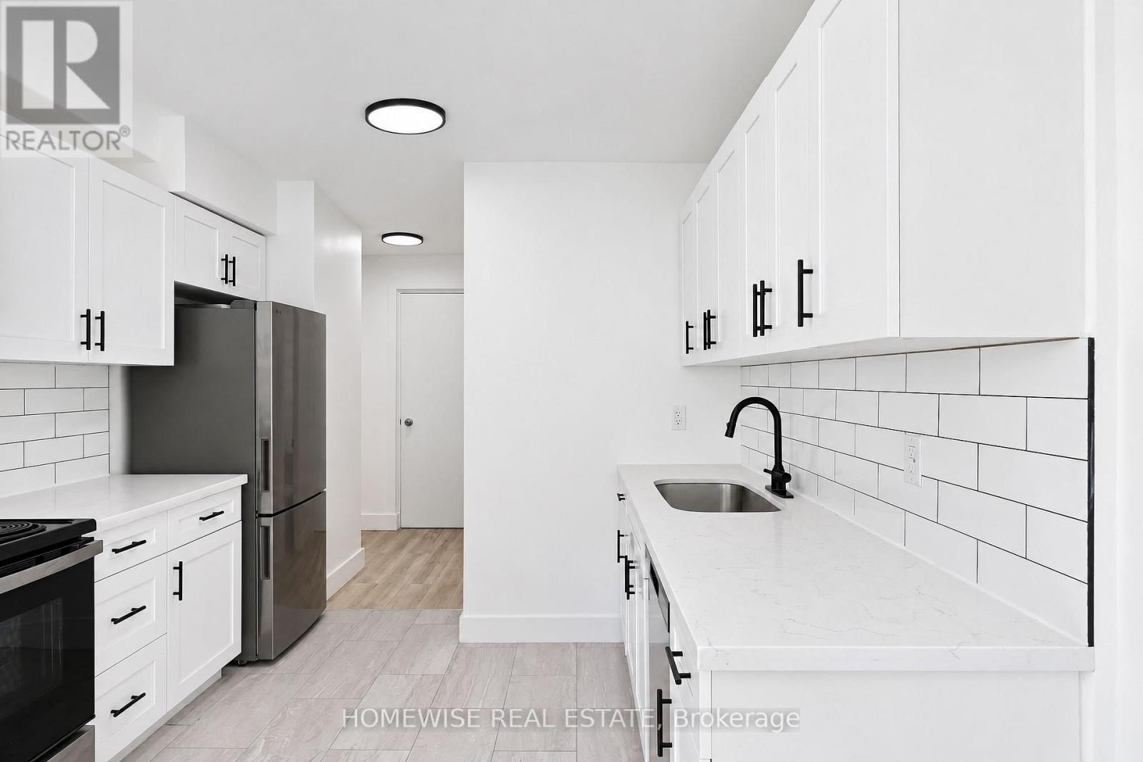 4 - 45 Swordbill Drive, Toronto, Ontario  M9A 4V3 - Photo 10 - W13829084