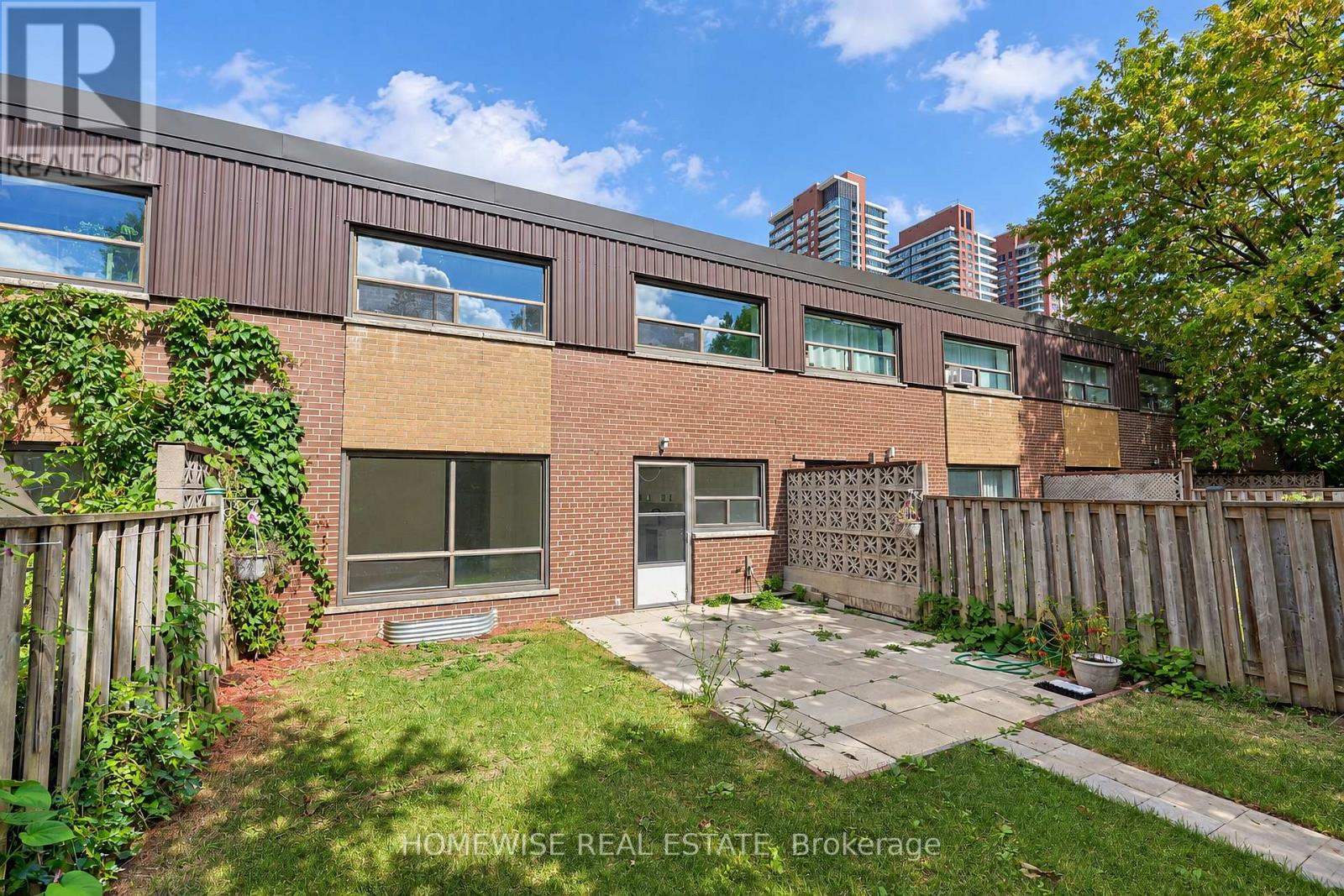 4 - 45 Swordbill Drive, Toronto, Ontario  M9A 4V3 - Photo 33 - W13829084