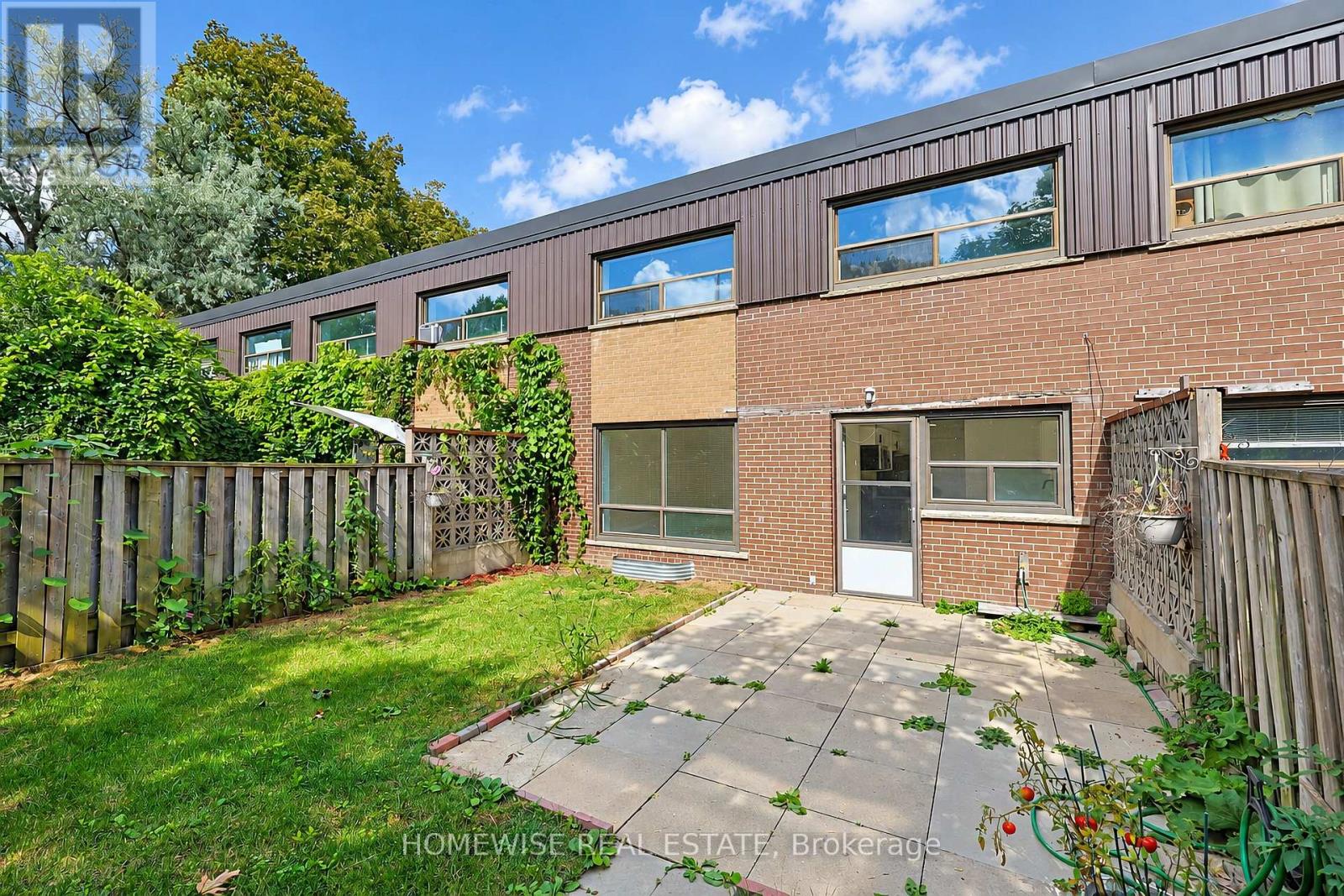4 - 45 Swordbill Drive, Toronto, Ontario  M9A 4V3 - Photo 34 - W13829084