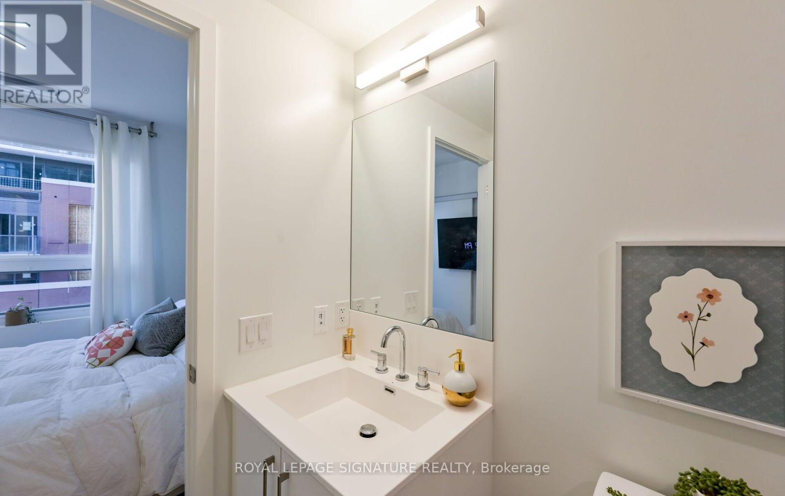614 - 4010 Eglinton Avenue, Toronto, Ontario  M9A 4M2 - Photo 19 - W13829198