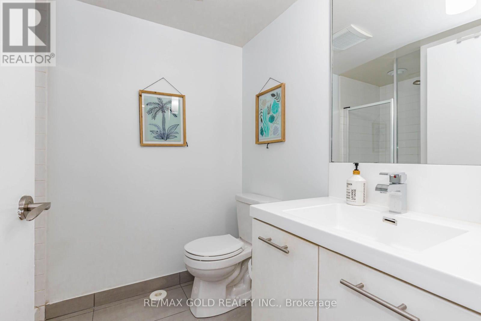 45 - 23 Valhalla Inn Road, Toronto, Ontario  M9B 0B3 - Photo 32 - W13829208