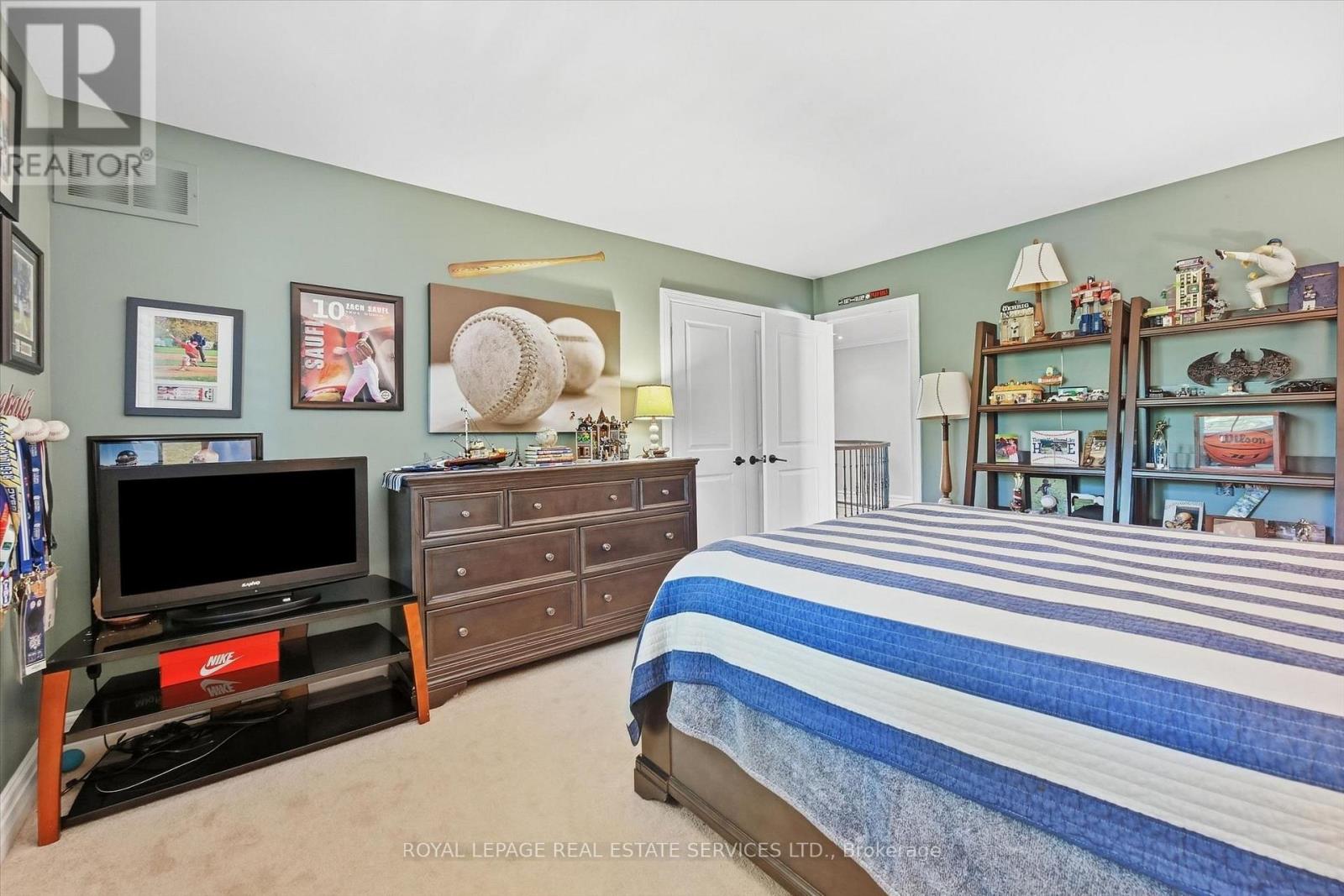 340 Oakridge Court, Oakville, Ontario  L6H 5T9 - Photo 33 - W13829216