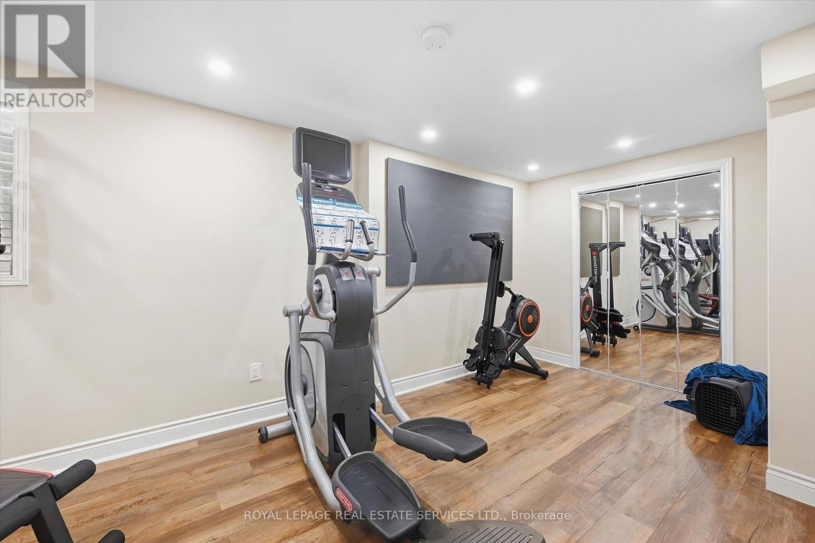 340 Oakridge Court, Oakville, Ontario  L6H 5T9 - Photo 42 - W13829216
