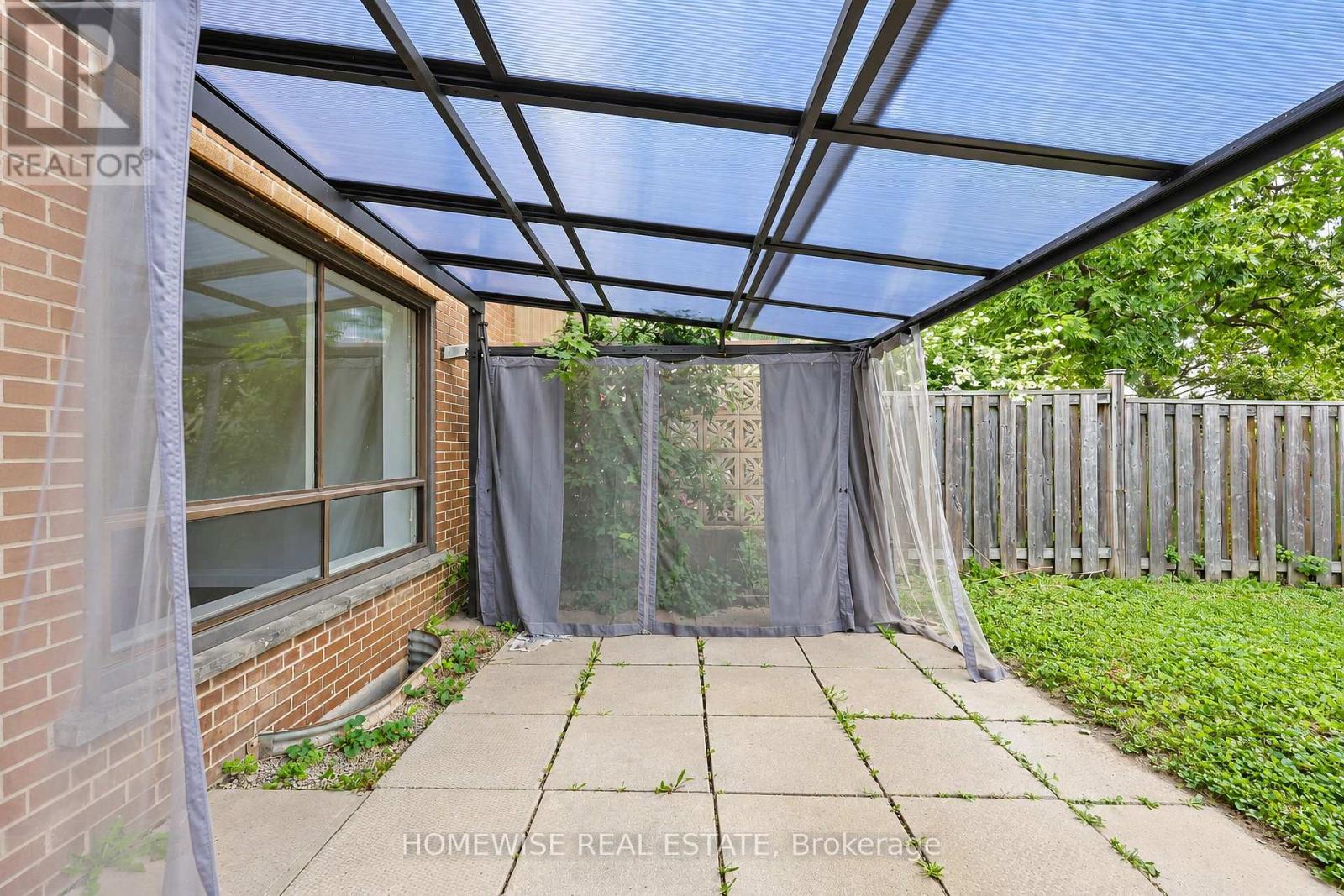 22 - 35 Swordbill Drive, Toronto, Ontario  M9A 4V3 - Photo 31 - W13829232