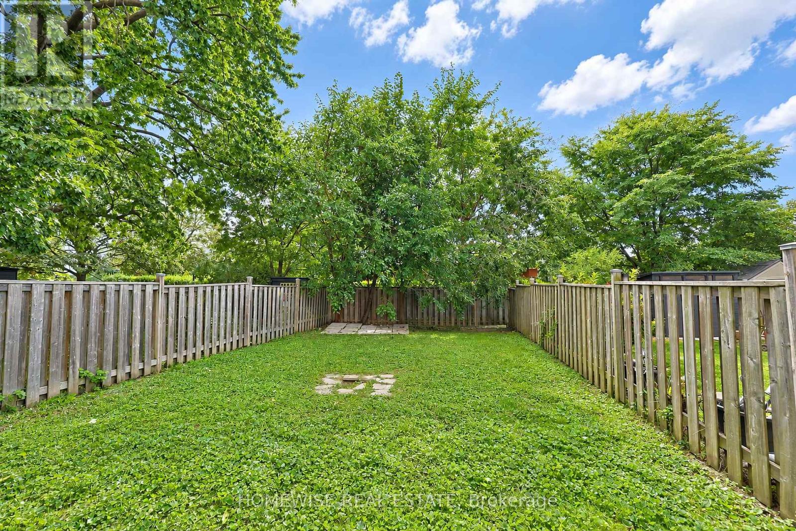 22 - 35 Swordbill Drive, Toronto, Ontario  M9A 4V3 - Photo 32 - W13829232