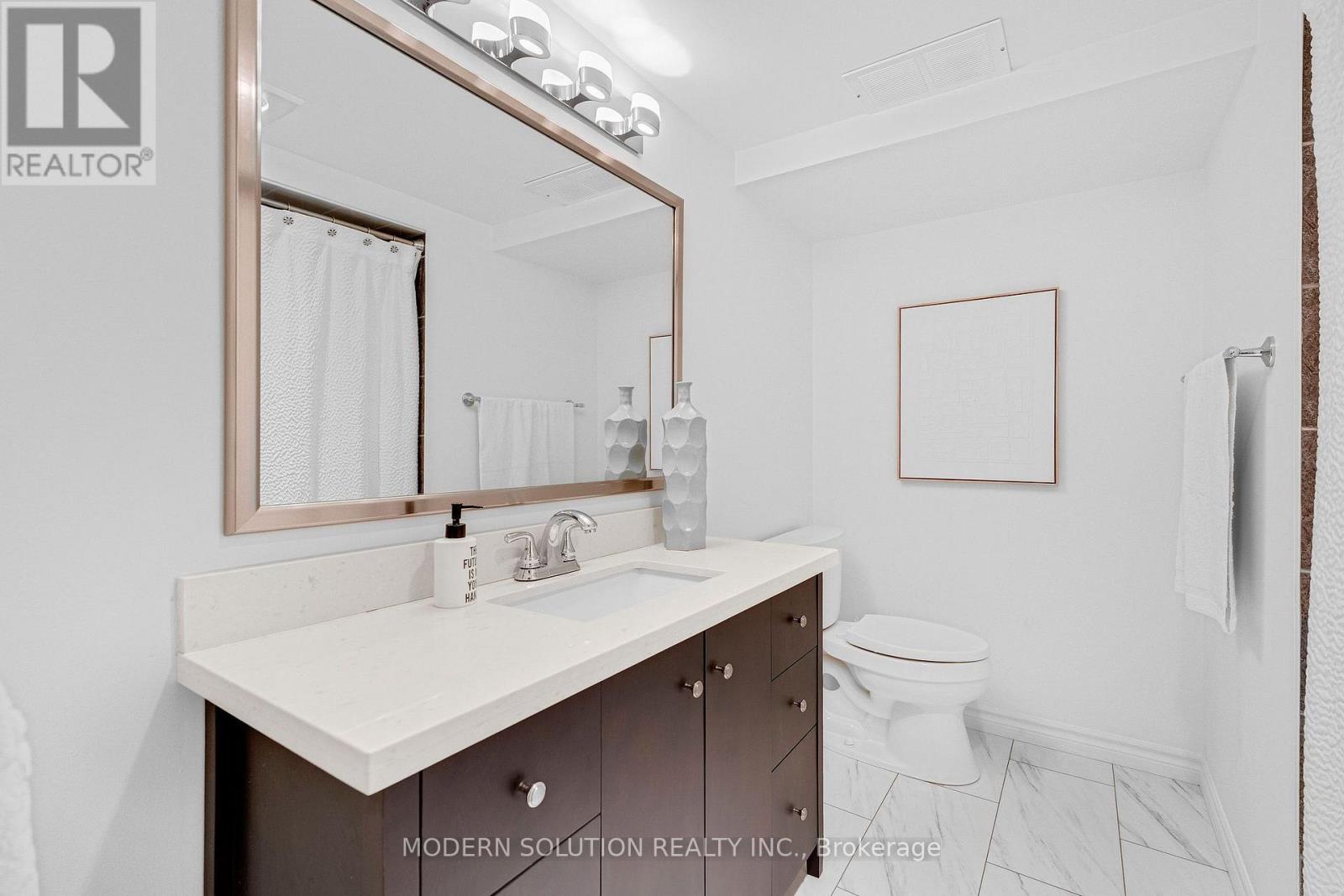 2250 Dunedin Road, Oakville, Ontario  L6J 5V5 - Photo 35 - W13829264