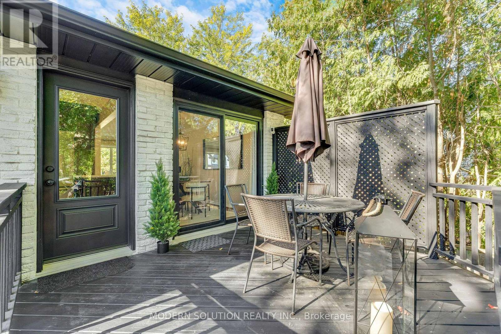 2250 Dunedin Road, Oakville, Ontario  L6J 5V5 - Photo 37 - W13829264