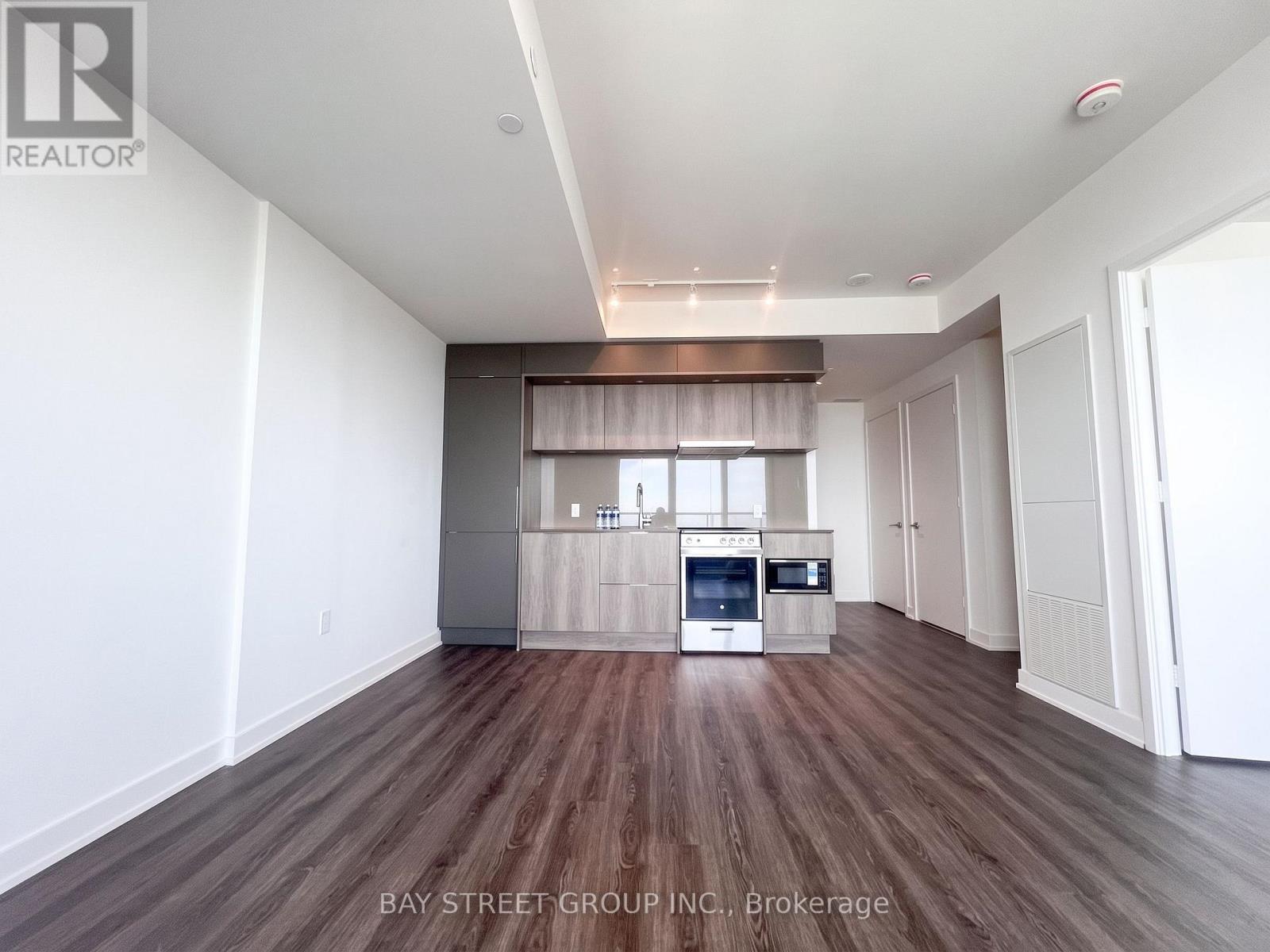 7404 - 448 Burnhamthorpe Road W, Mississauga, Ontario  L5B 0R4 - Photo 11 - W13829304