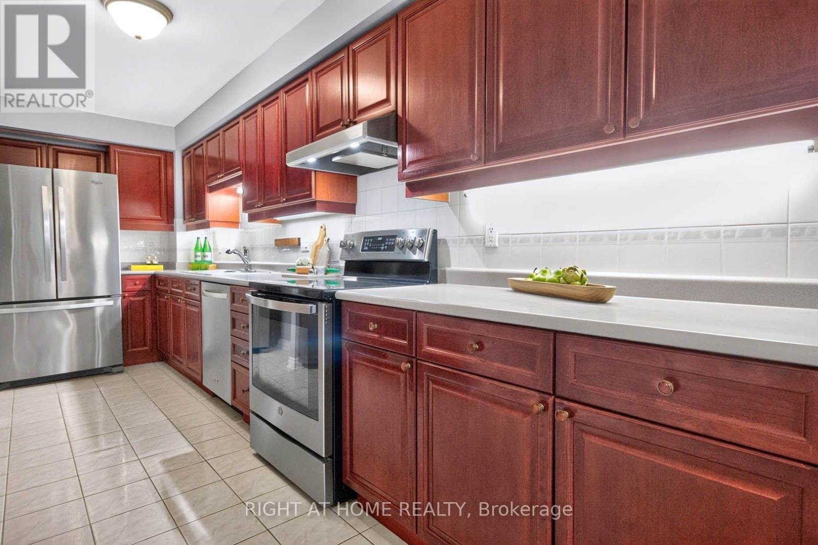 83 - 5480 Glen Erin Drive, Mississauga, Ontario  L5M 5R3 - Photo 11 - W13829324