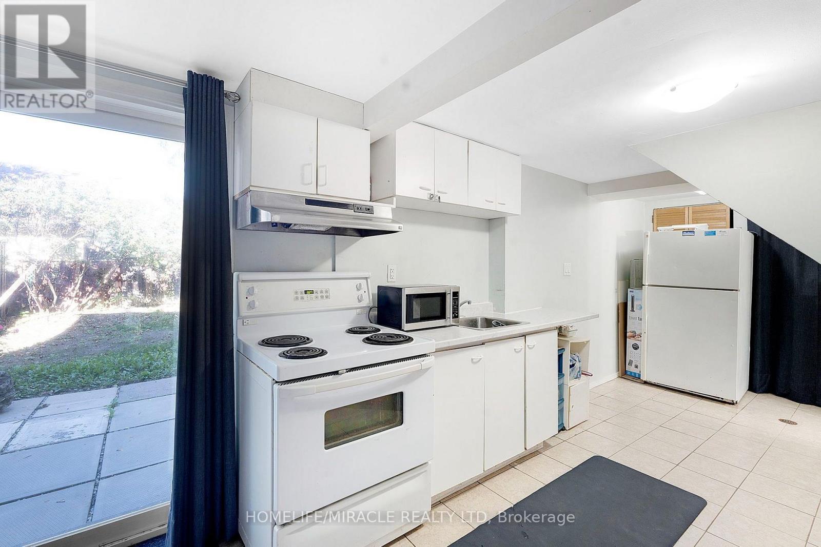 10 Habitat Square, Brampton, Ontario  L6S 1X7 - Photo 26 - W13829334