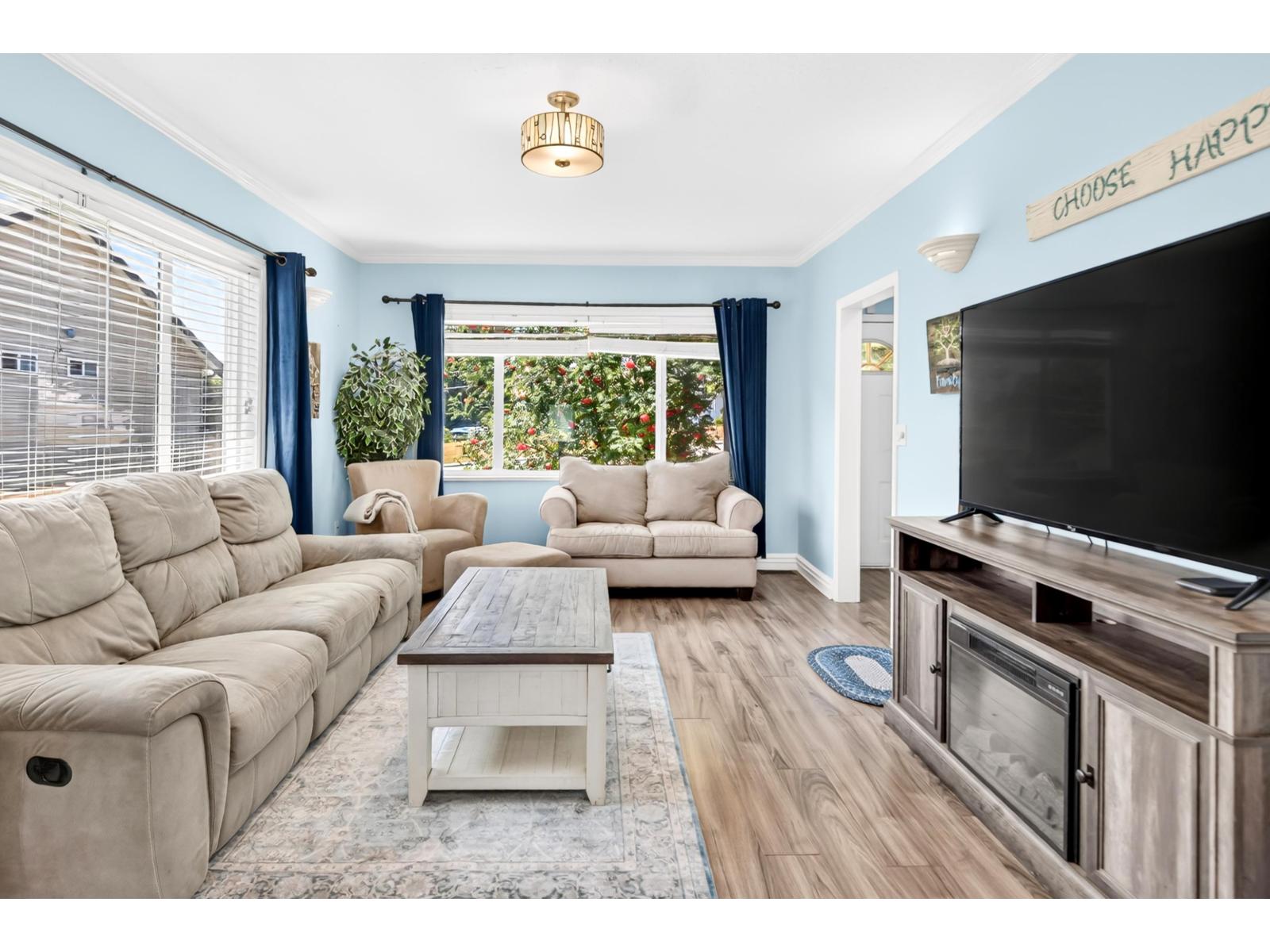 8134 Cedar Street, Mission, British Columbia  V2V 3N3 - Photo 5 - R3169615