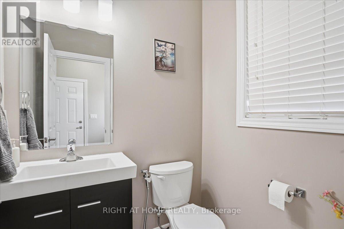 3 Nottingham Court, Quinte West, Ontario  K8V 0E7 - Photo 6 - X13829040