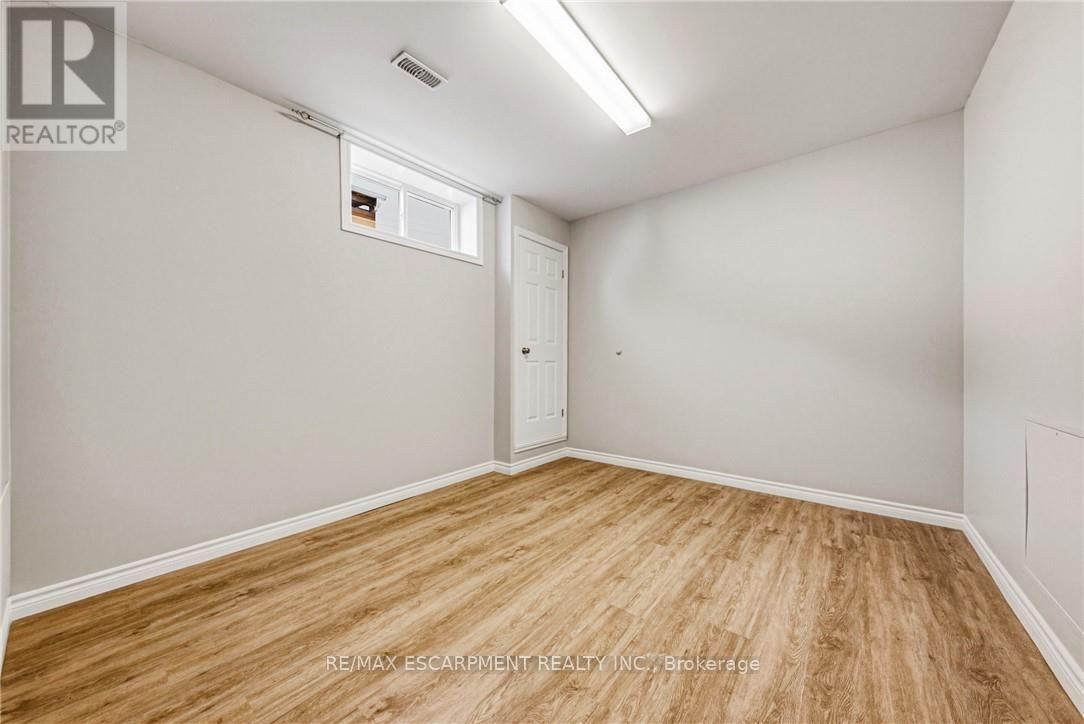 602 Cochrane Road, Hamilton, Ontario  L8K 3H6 - Photo 28 - X13829050