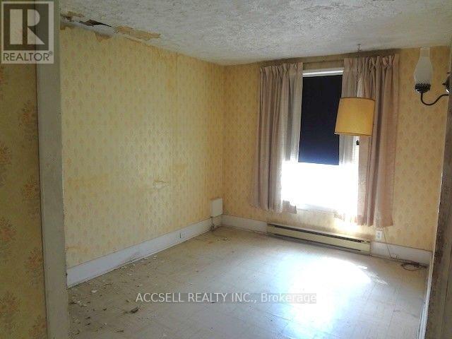 108 Shakespeare Street, Stratford, Ontario  N5A 3W4 - Photo 6 - X13829054