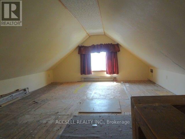 108 Shakespeare Street, Stratford, Ontario  N5A 3W4 - Photo 7 - X13829054
