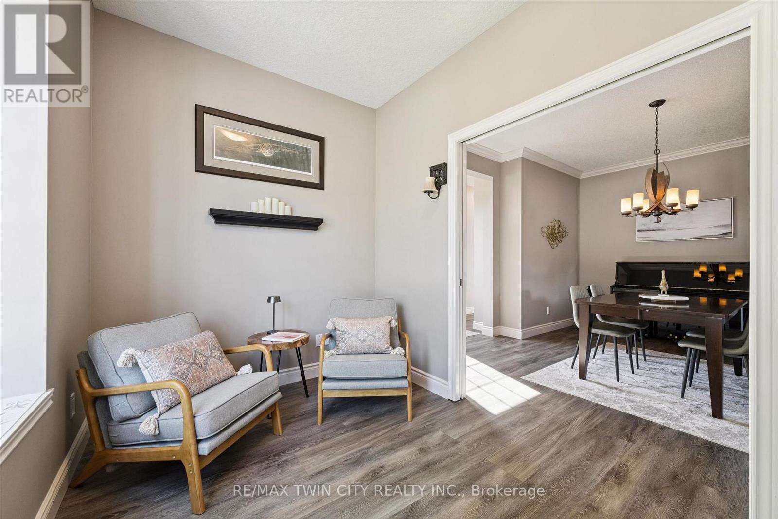 31 Zaduk Court, Woolwich, Ontario  N0B 1N0 - Photo 10 - X13829058