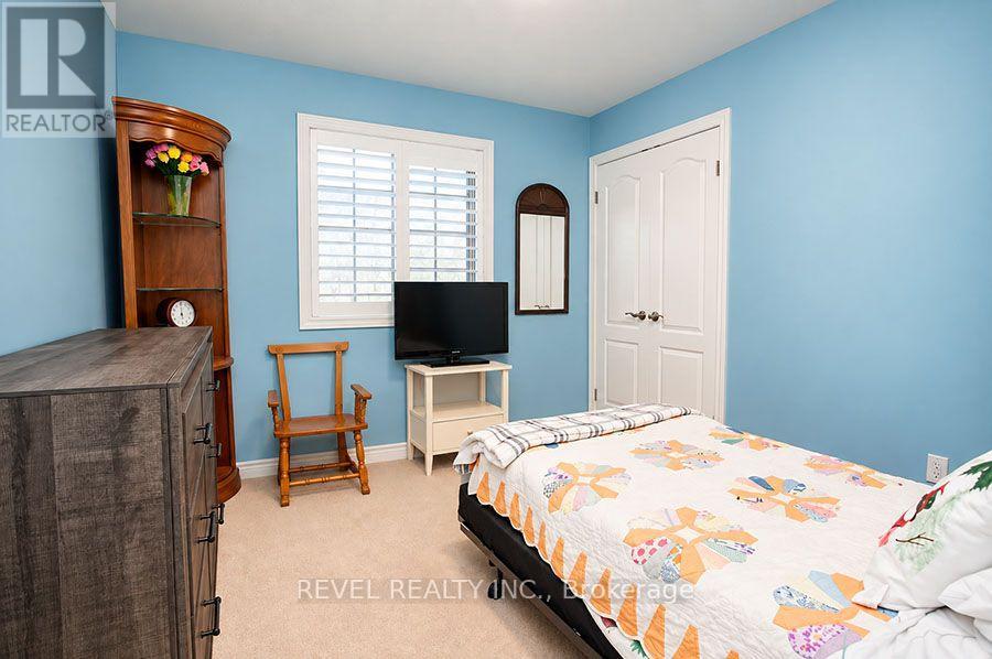 15 Farrugie Street, Brant, Ontario  N3L 0A8 - Photo 16 - X13829076