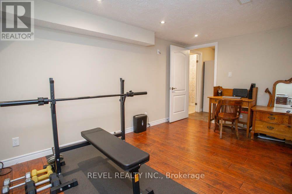 15 Farrugie Street, Brant, Ontario  N3L 0A8 - Photo 26 - X13829076