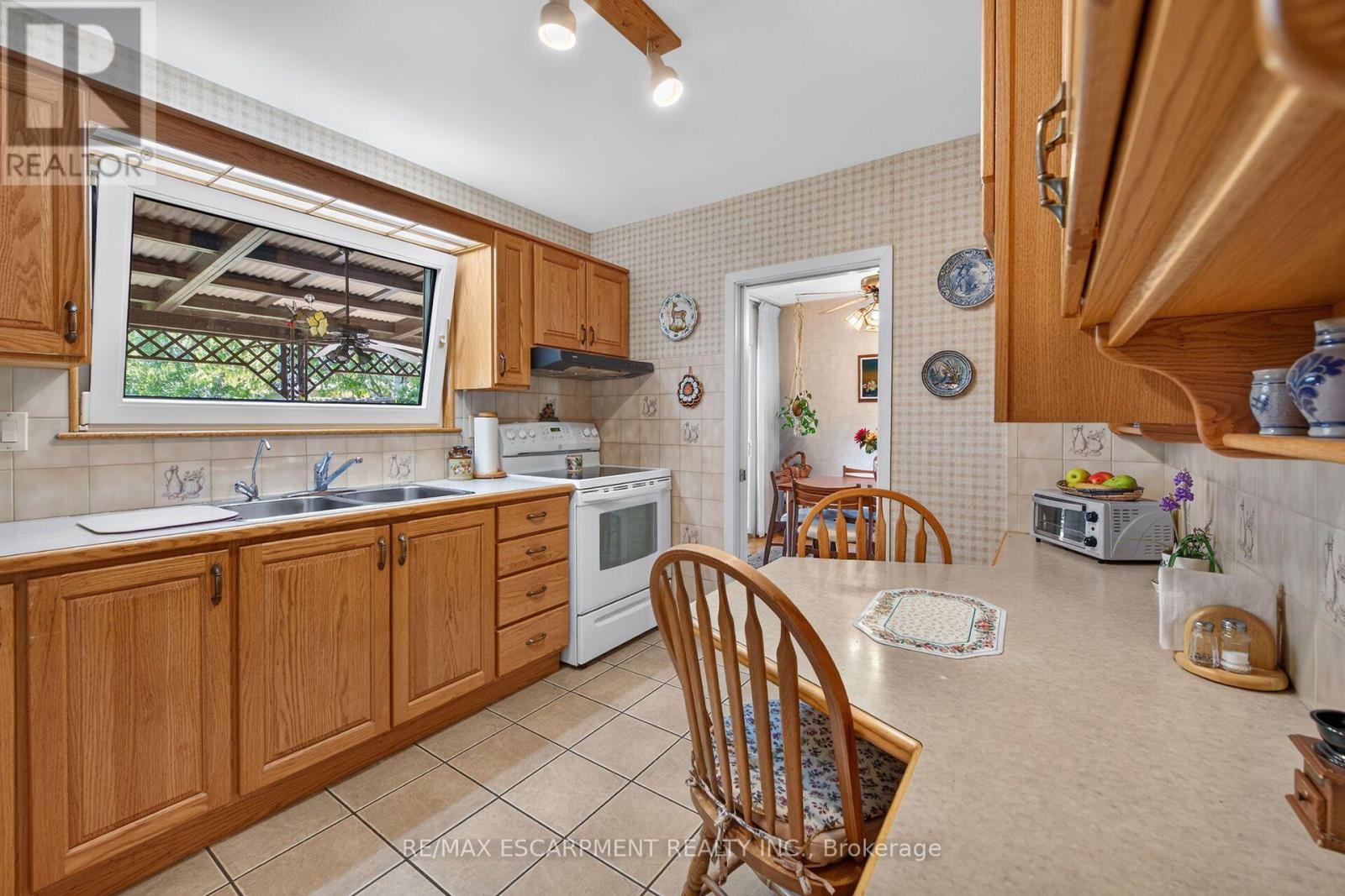 994 Barton Street, Hamilton, Ontario  L8E 5H3 - Photo 19 - X13829138