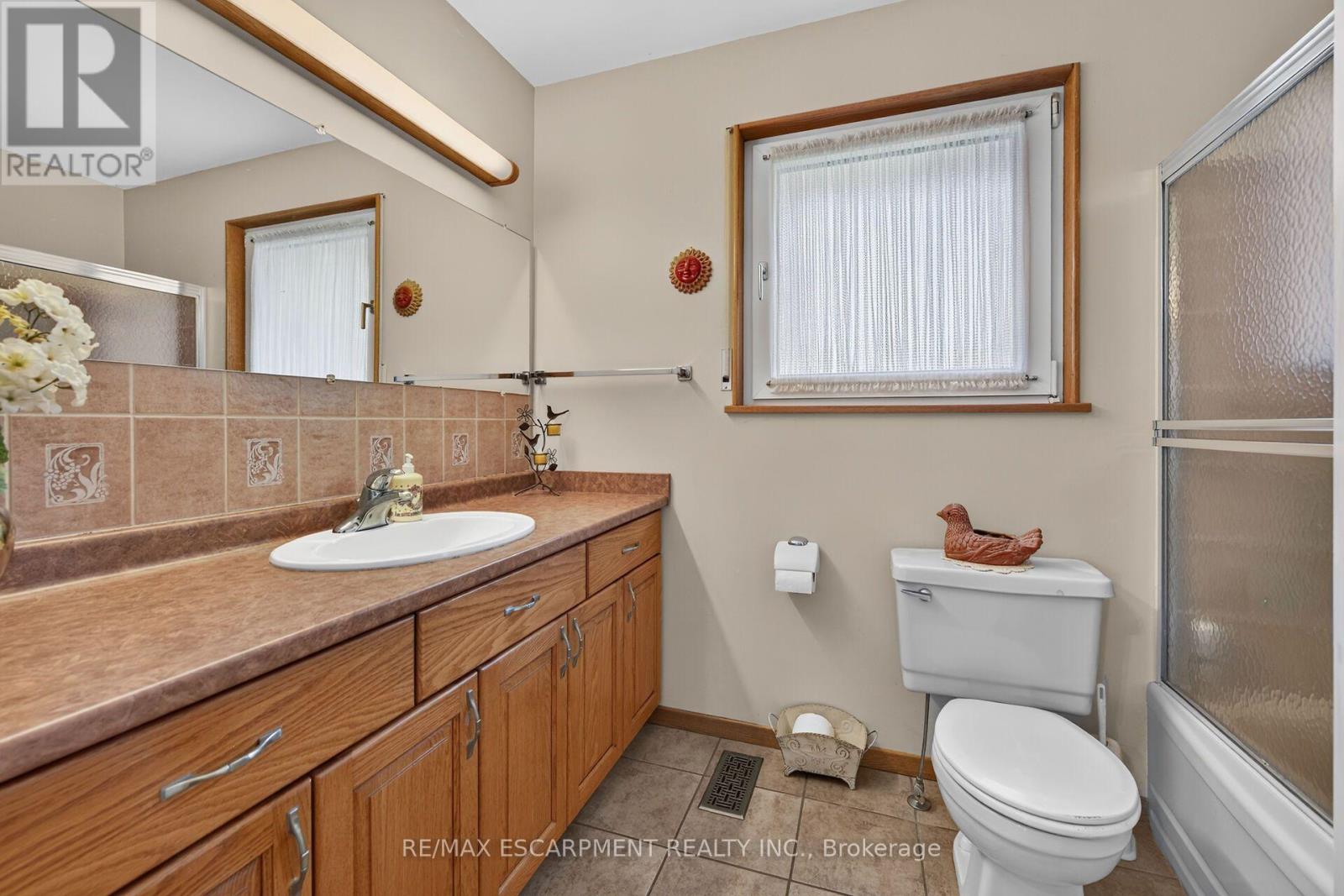 994 Barton Street, Hamilton, Ontario  L8E 5H3 - Photo 21 - X13829138