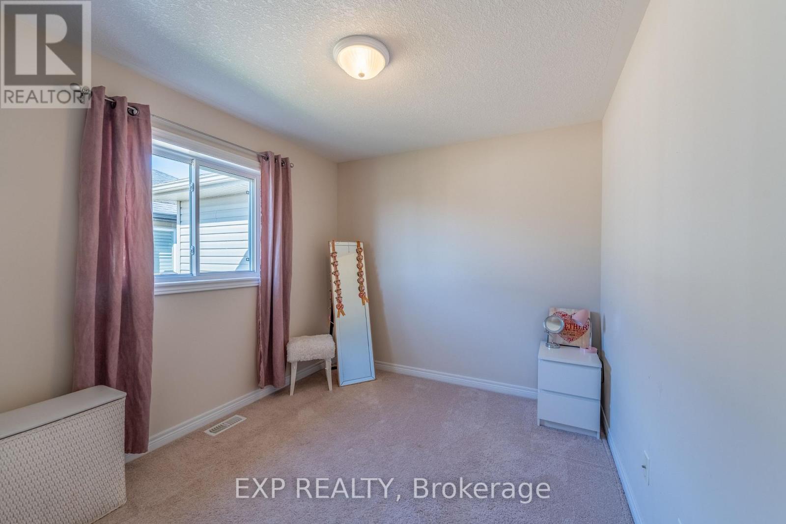 37 Helen Drive E, Haldimand, Ontario  N0A 1H0 - Photo 21 - X13829142