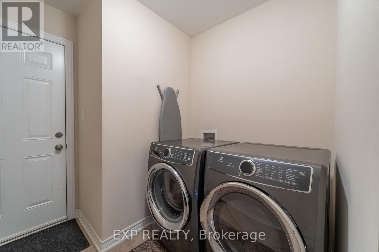 37 Helen Drive E, Haldimand, Ontario  N0A 1H0 - Photo 25 - X13829142