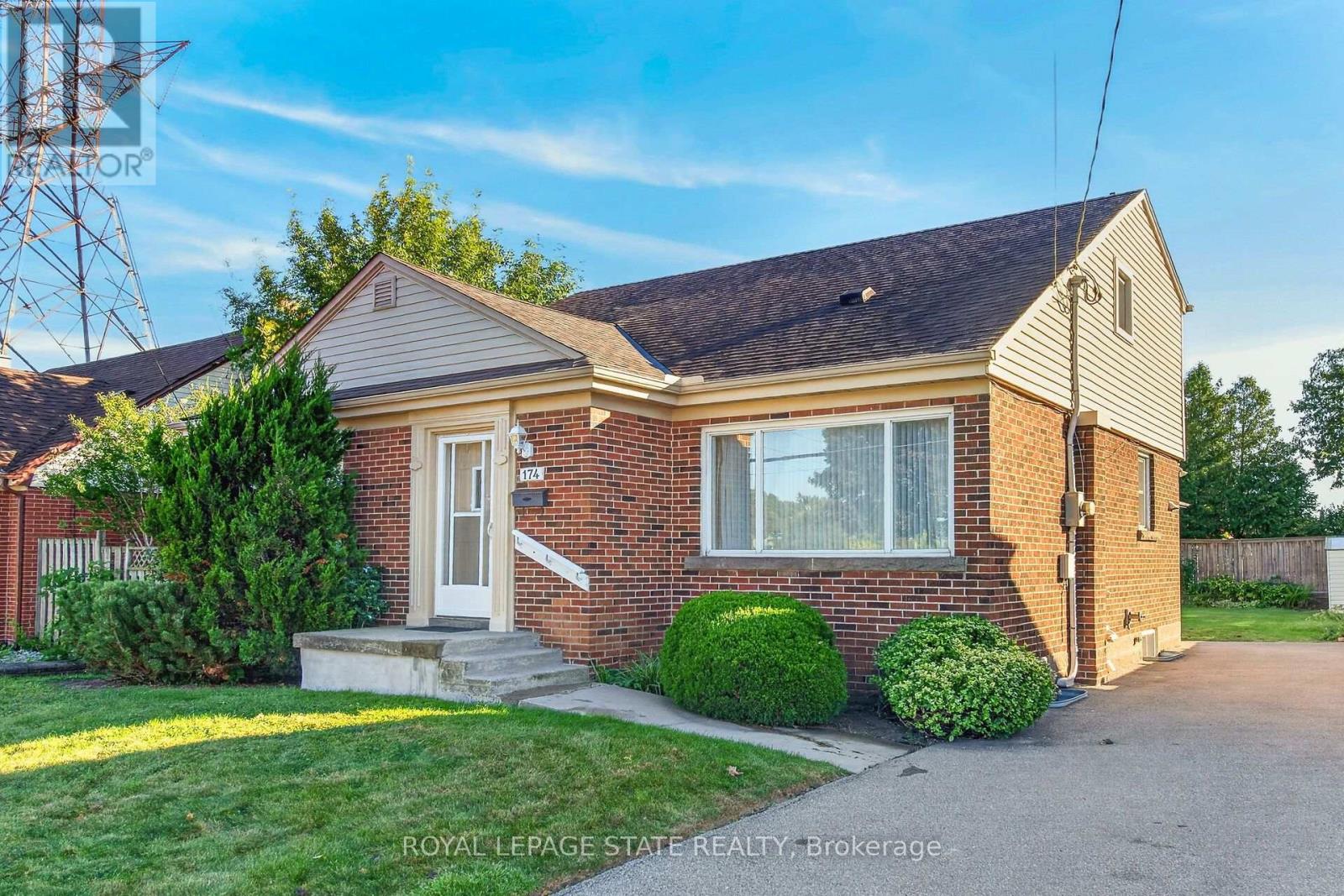 174 MONTROSE AVENUE, Hamilton, Ontario