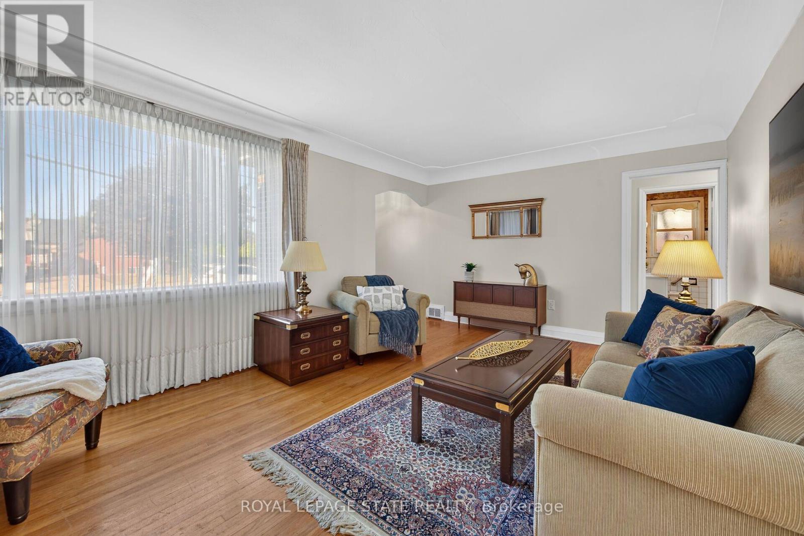 174 Montrose Avenue, Hamilton, Ontario  L8K 4Y9 - Photo 4 - X13829214