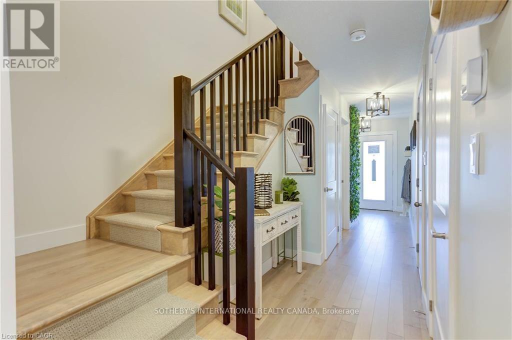 67n - 102 Bur Oak Common, Cambridge, Ontario  N1S 0G3 - Photo 6 - X13829226