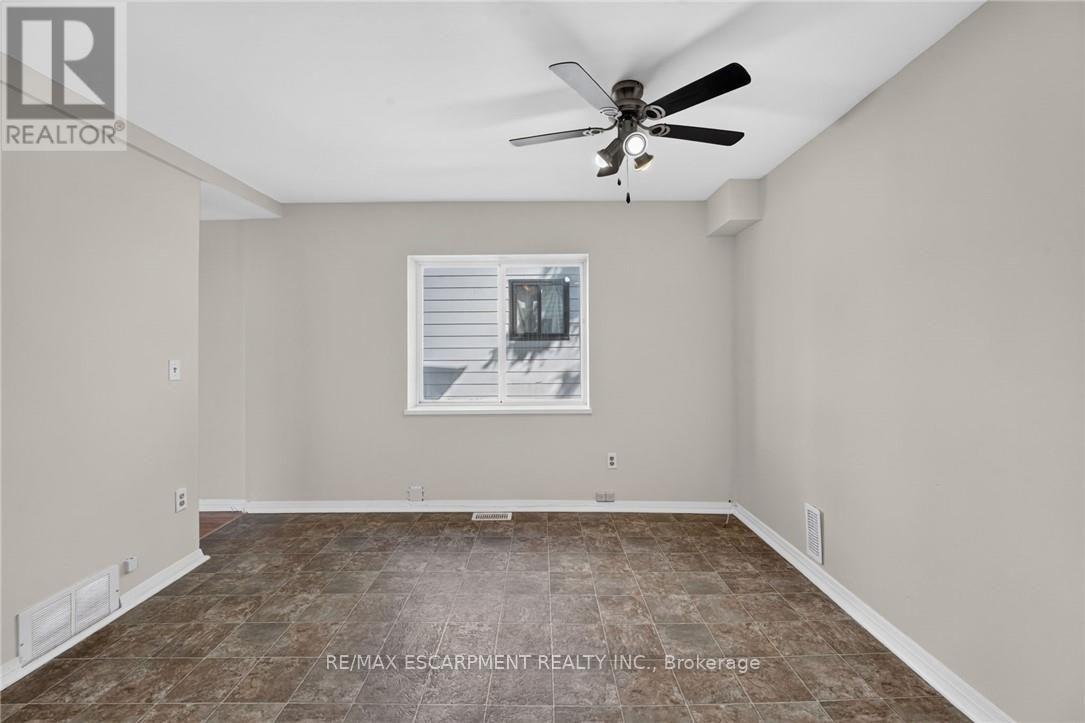 213-215 Maple Street, Haldimand, Ontario  N1A 2G3 - Photo 13 - X13829272