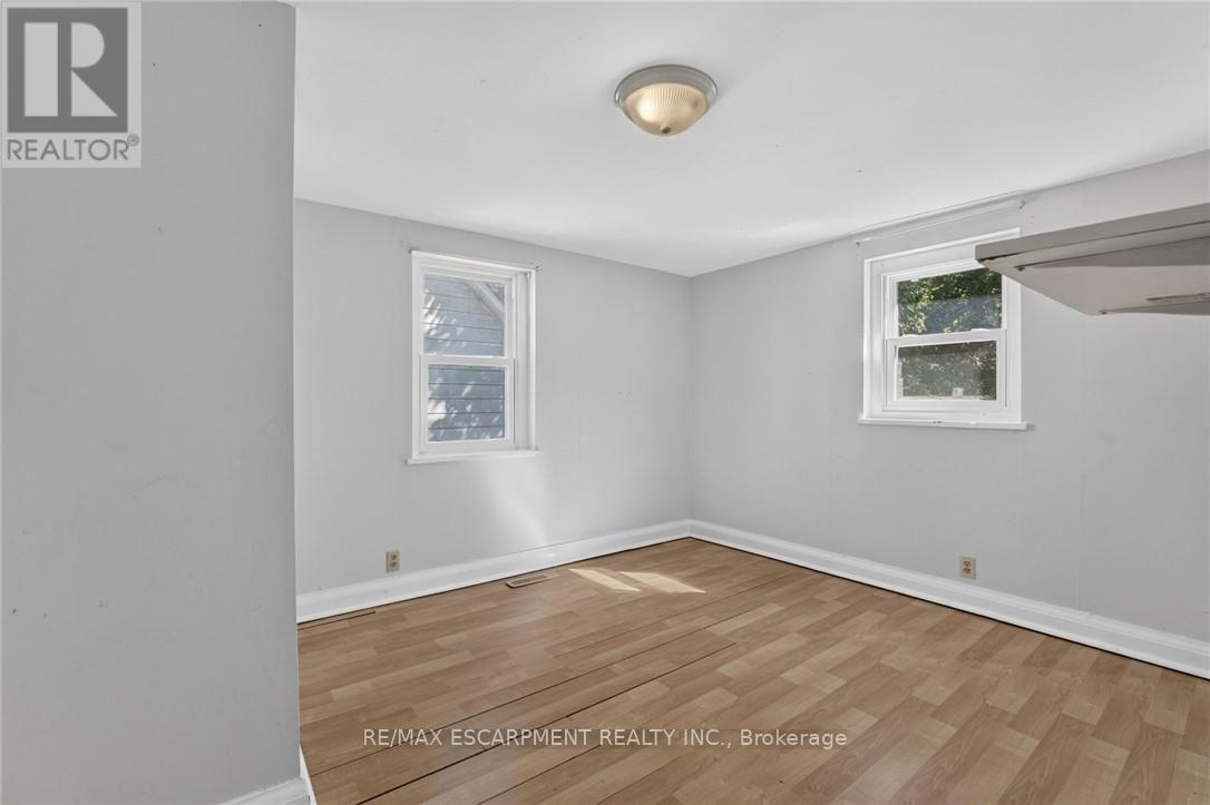 213-215 Maple Street, Haldimand, Ontario  N1A 2G3 - Photo 28 - X13829272