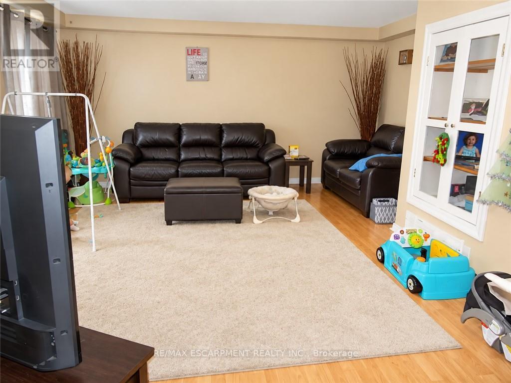 213-215 Maple Street, Haldimand, Ontario  N1A 2G3 - Photo 35 - X13829272