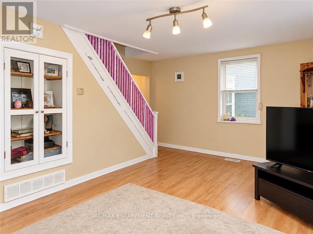 213-215 Maple Street, Haldimand, Ontario  N1A 2G3 - Photo 36 - X13829272