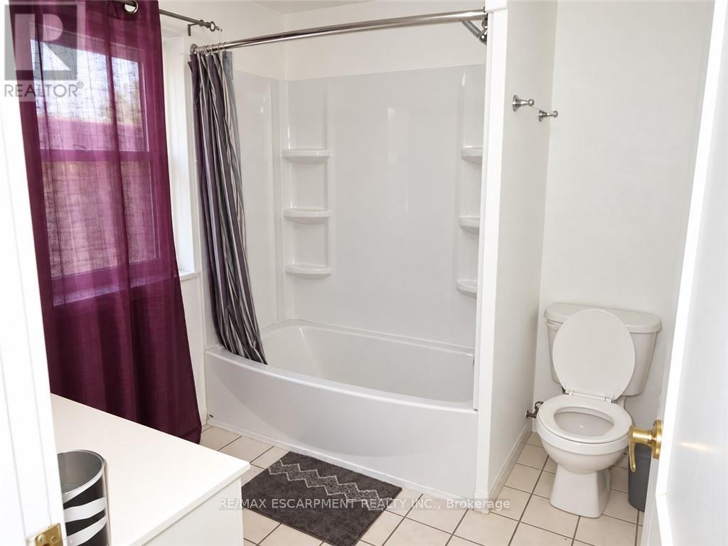 213-215 Maple Street, Haldimand, Ontario  N1A 2G3 - Photo 39 - X13829272