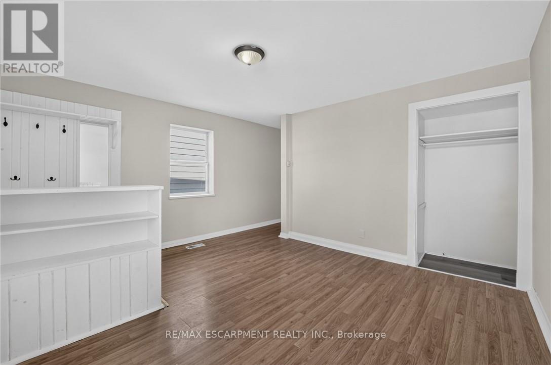 213-215 Maple Street, Haldimand, Ontario  N1A 2G3 - Photo 9 - X13829272