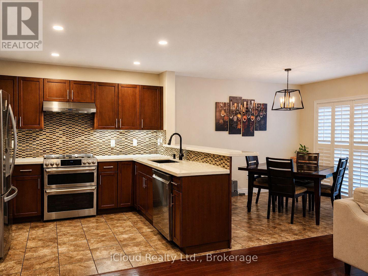 55 Magnificent Way, Hamilton, Ontario  L0R 1C0 - Photo 5 - X13829336