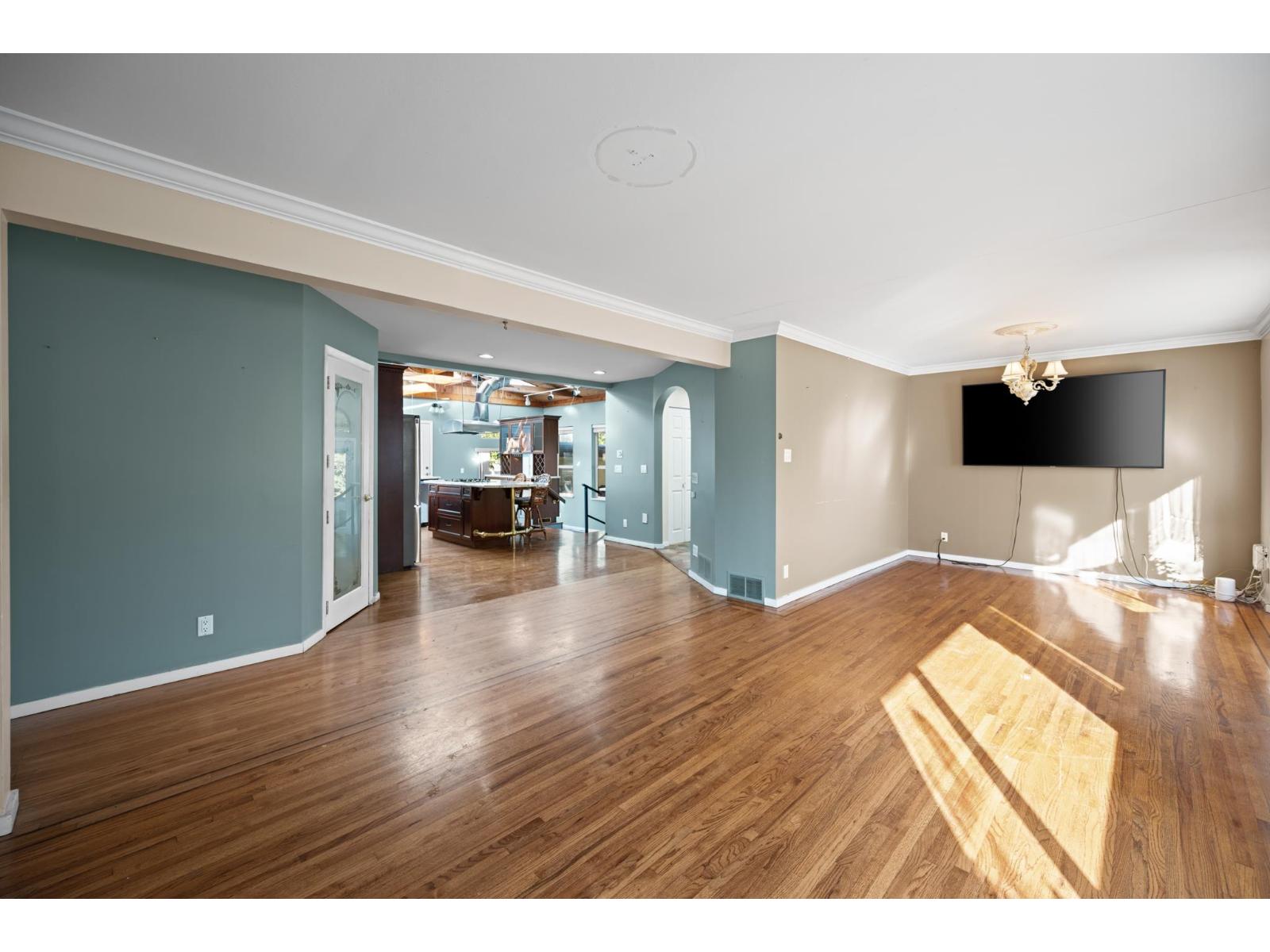 22237 64 Avenue, Langley, British Columbia  V2Y 2N8 - Photo 2 - R3169473