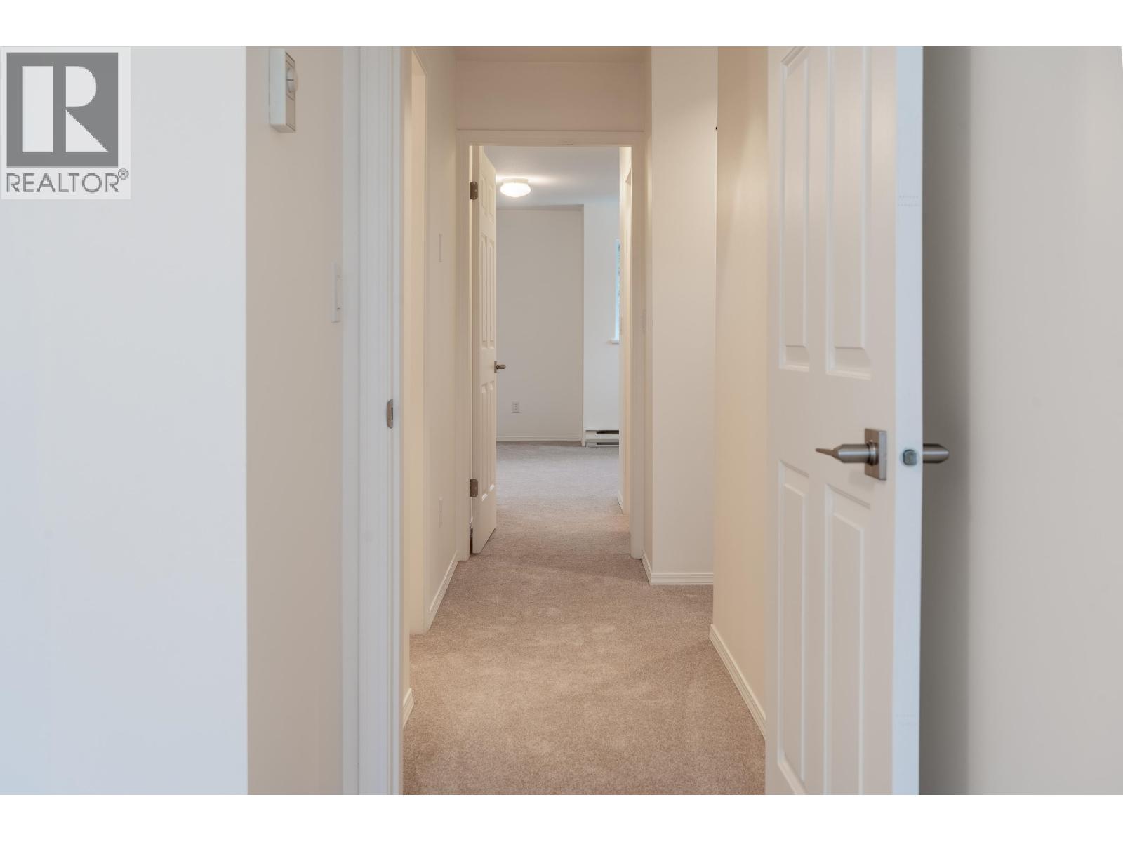 18 5610 Trail Avenue, Sechelt, British Columbia  V7Z 0H8 - Photo 27 - R3125199