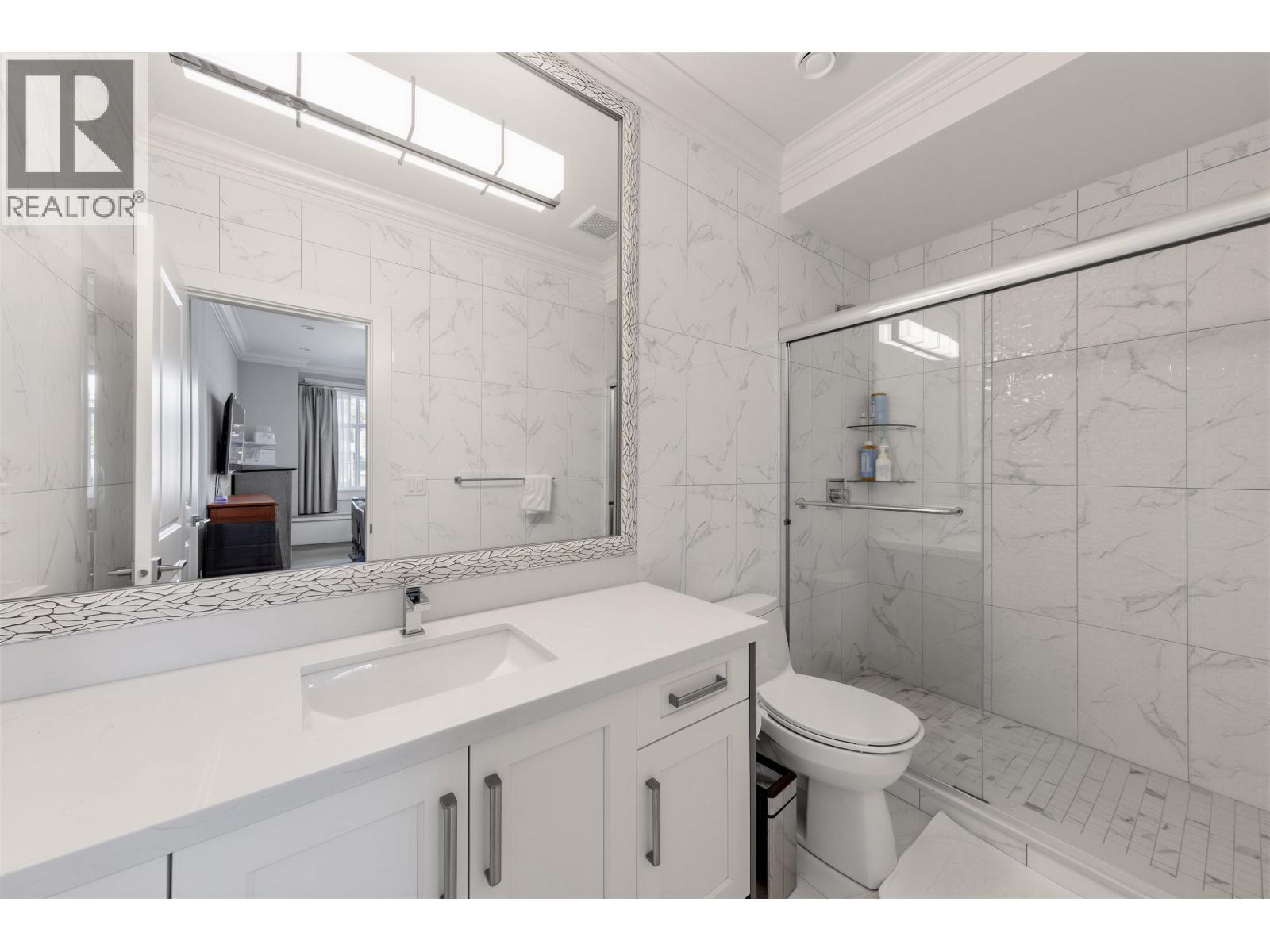 7571 Bridge Street, Richmond, British Columbia  V6Y 2S6 - Photo 32 - R3168167